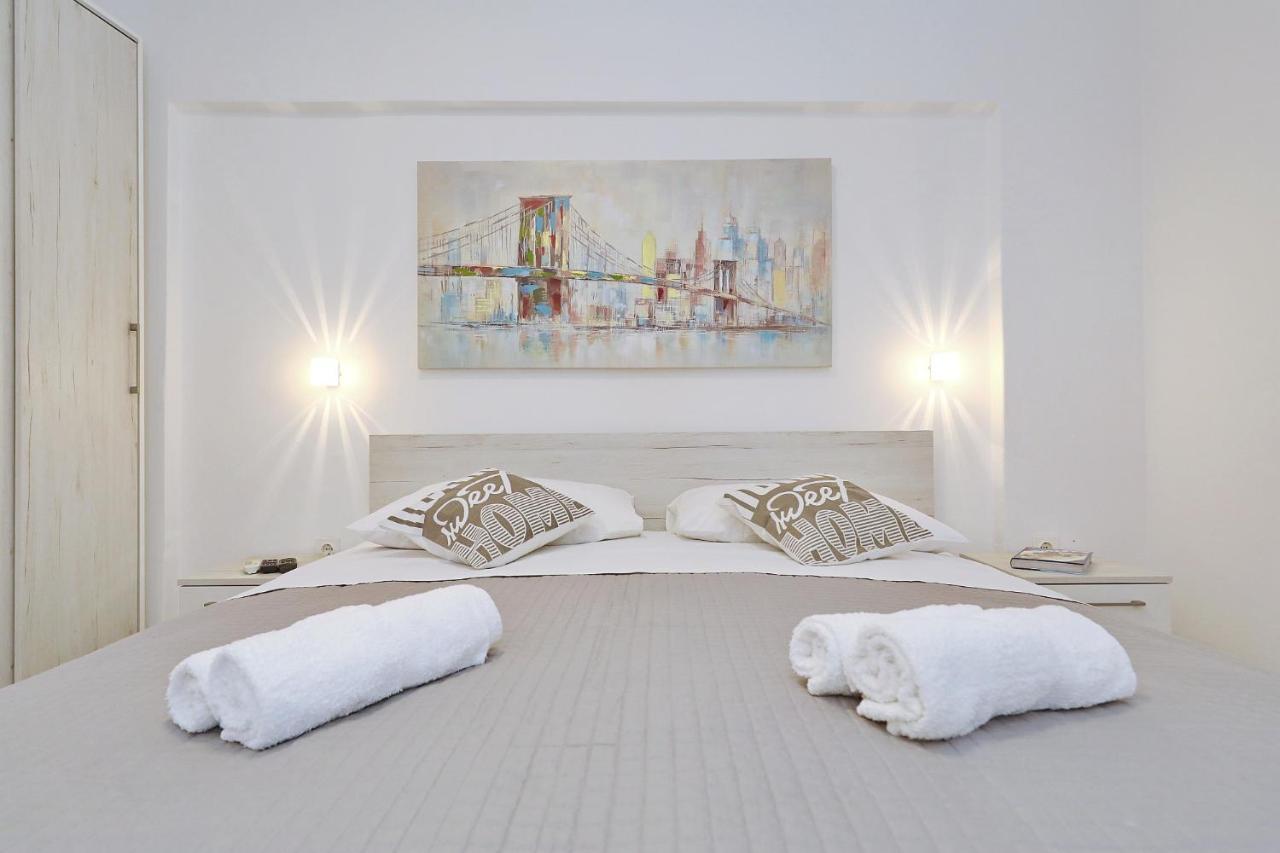 Apartmani Strpic ビオグラード・ナ・モル エクステリア 写真